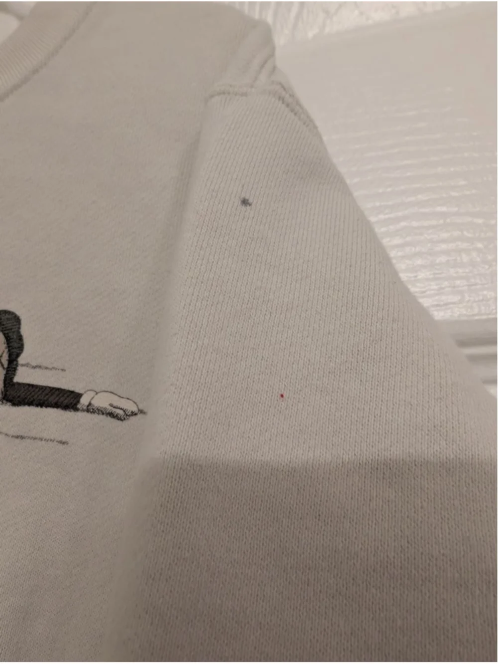 Kids Uniqlo x KAWS Crewneck Sweatshirt 5-6yo White Grey Black